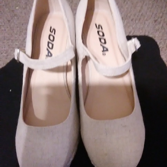 Shoes. - Picture 2 of 2